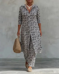 Sara™ | Set with Button Closure